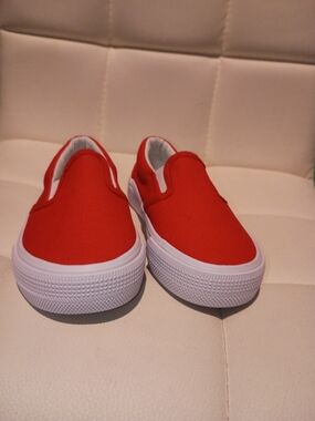 Opoee Kids Red Slip-On Canvas Sneakers